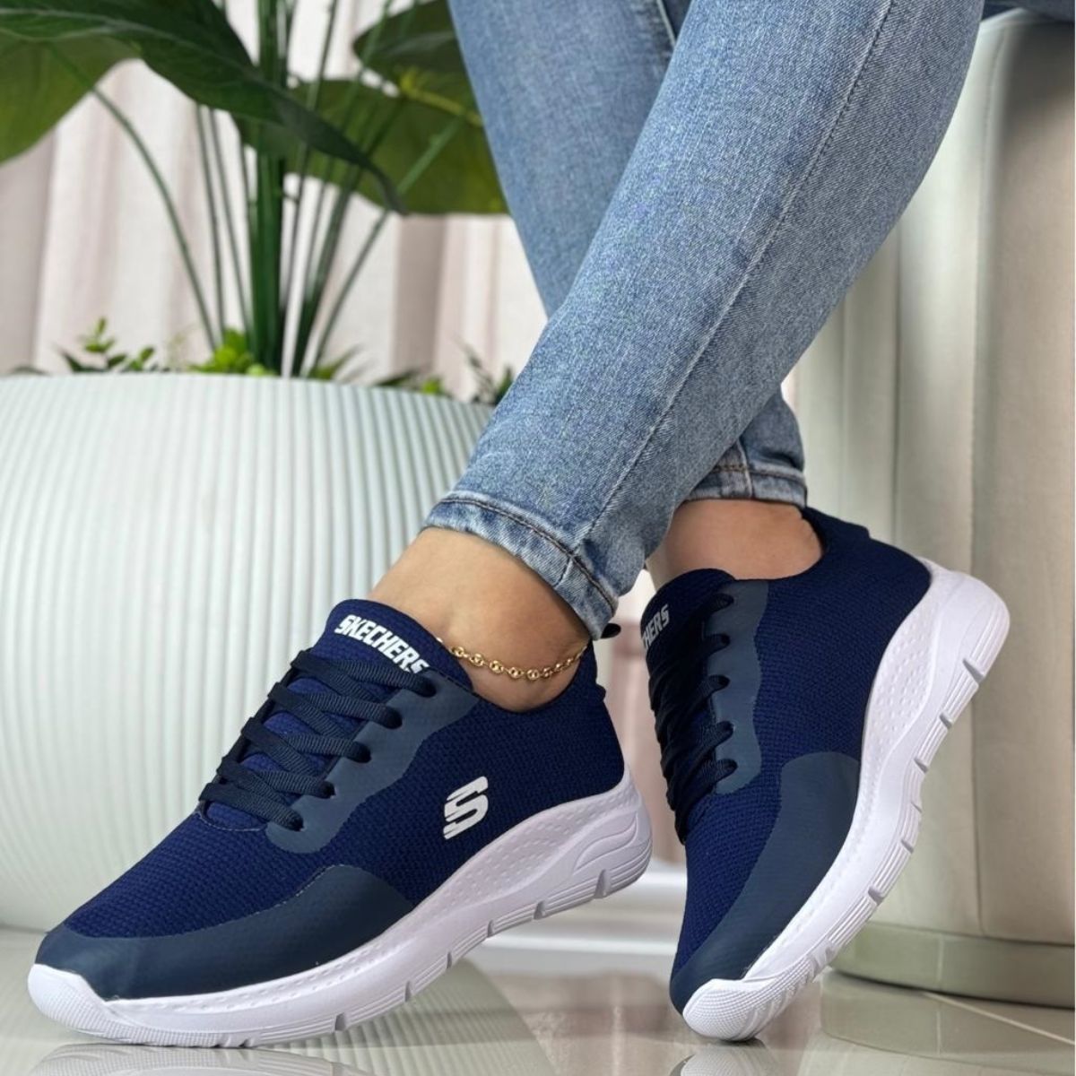 Zapatilla Deportivo Aplique SK